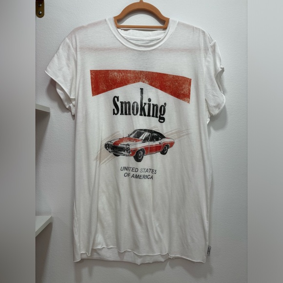 Cute white The Laundry Room Tshirt with smoking reference on front - Picture 1 of 3